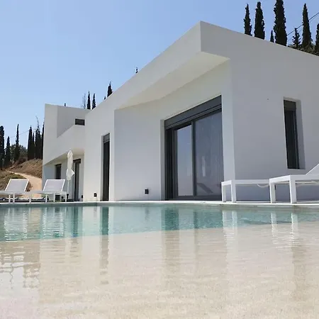 Eleni Nafplio, Pool & Sea View וילה