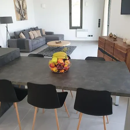 Eleni Nafplio, Pool & Sea View וילה