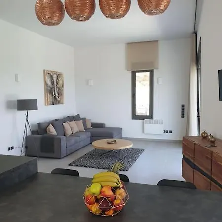 Eleni Nafplio, Pool & Sea View فيلة *