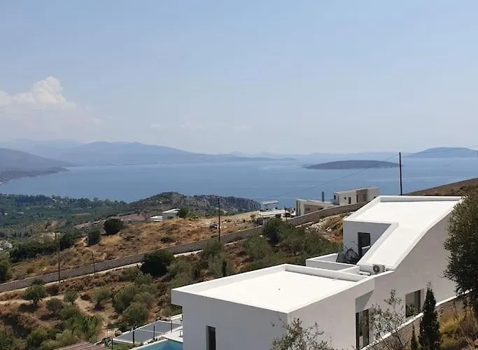 Eleni Nafplio, Pool & Sea View Villa *