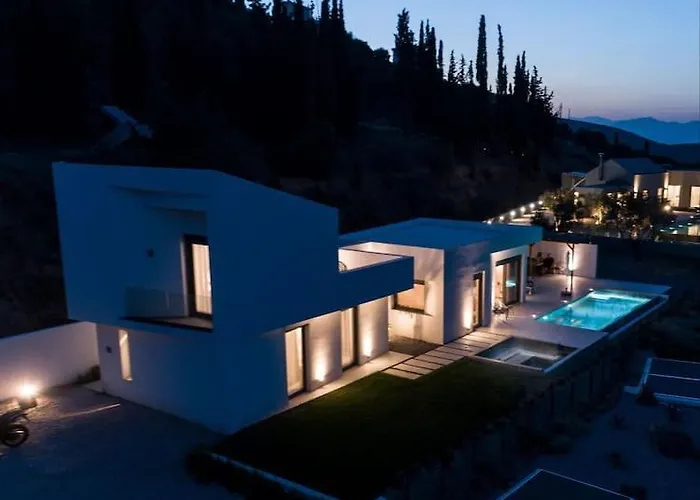 Eleni Nafplio, Pool & Sea View *