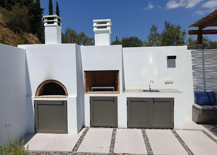 Eleni Nafplio, Pool & Sea View *