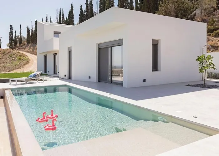 Villa Eleni Nafplio, Pool & Sea View Tolón